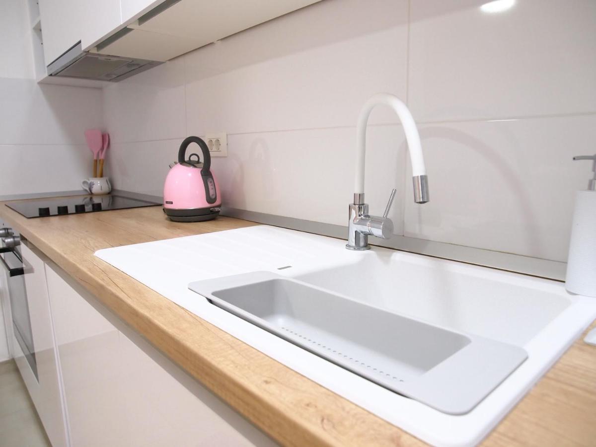 Apartmani Igor Макарска Экстерьер фото