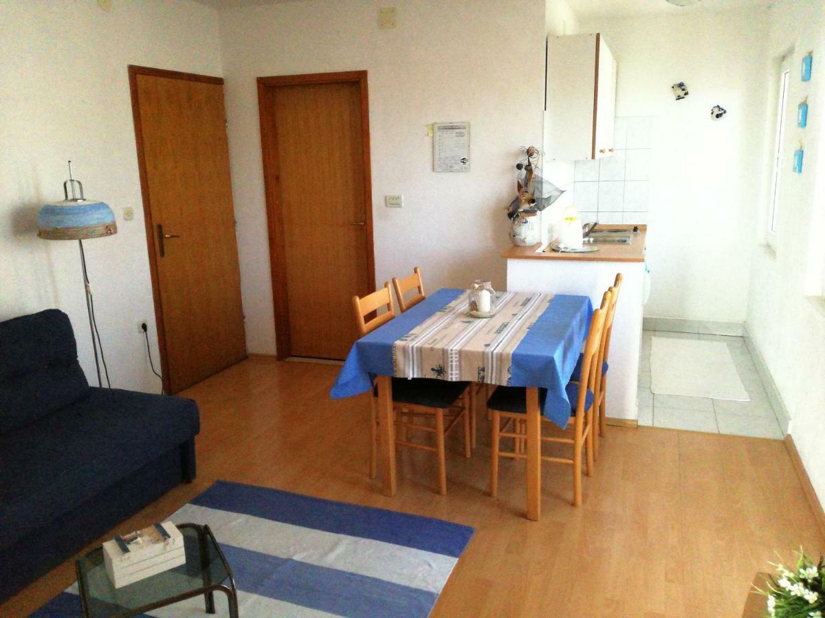 Apartmani Igor Макарска Экстерьер фото